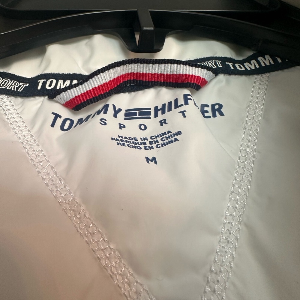 Tommy Hilfiger Women's White Quilted Vest - Picture 3 of 3